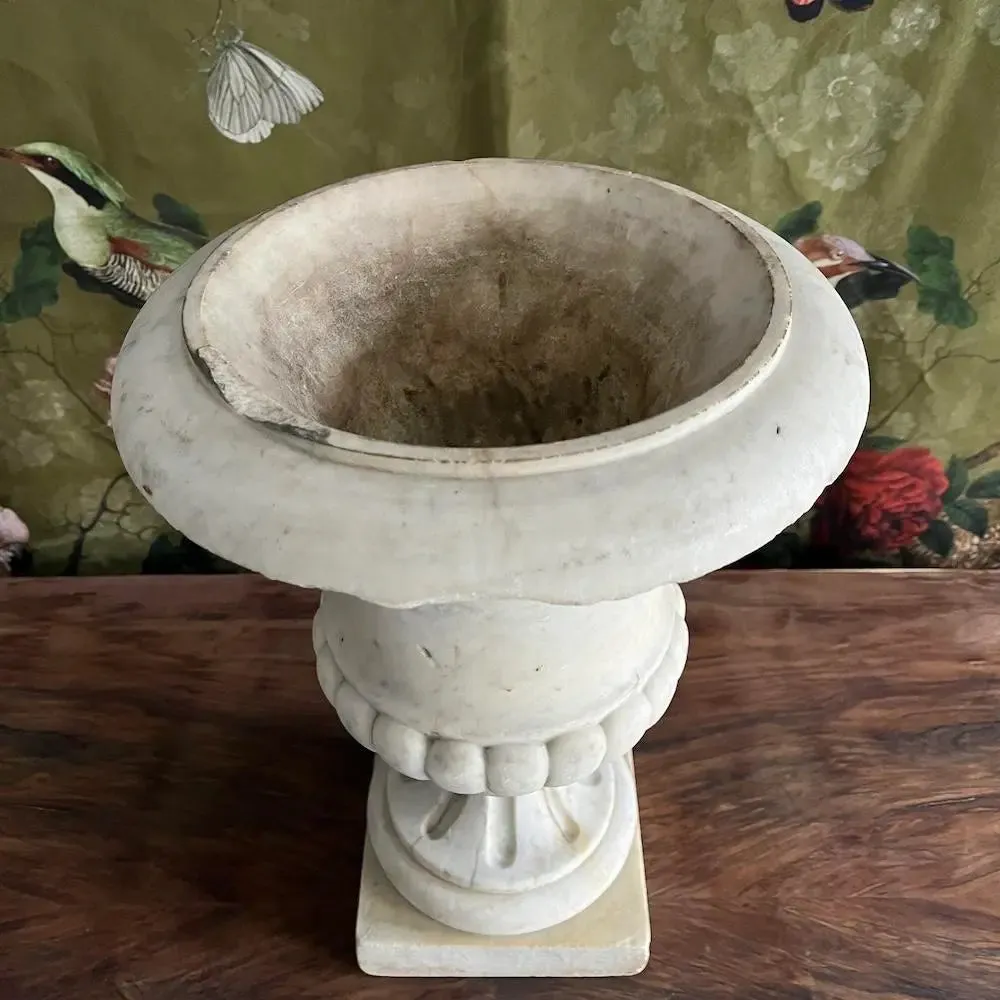 Antique Medici Urn Vase - 19th century original Carrara marble vase