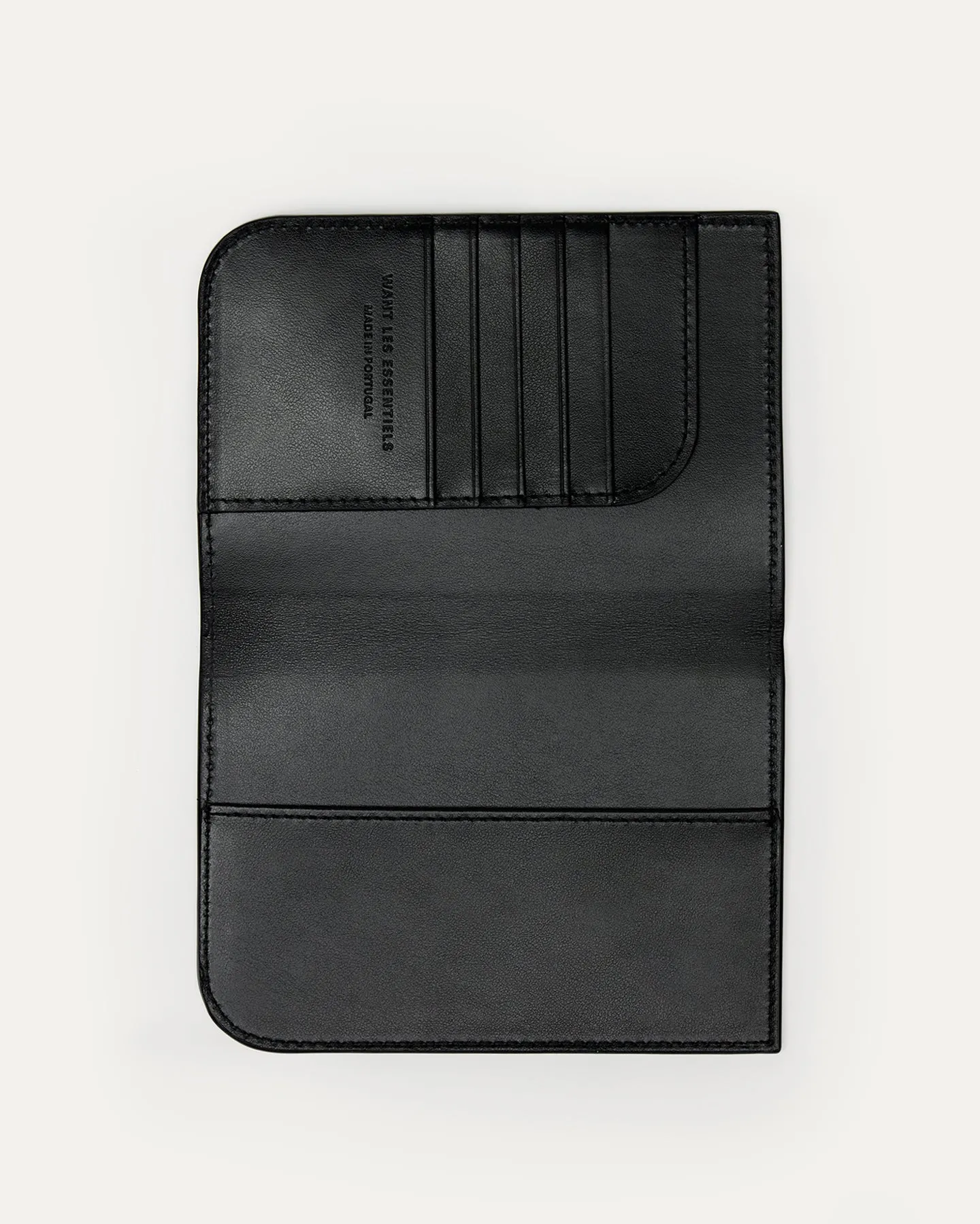 Arch Smooth Leather Passport Cover