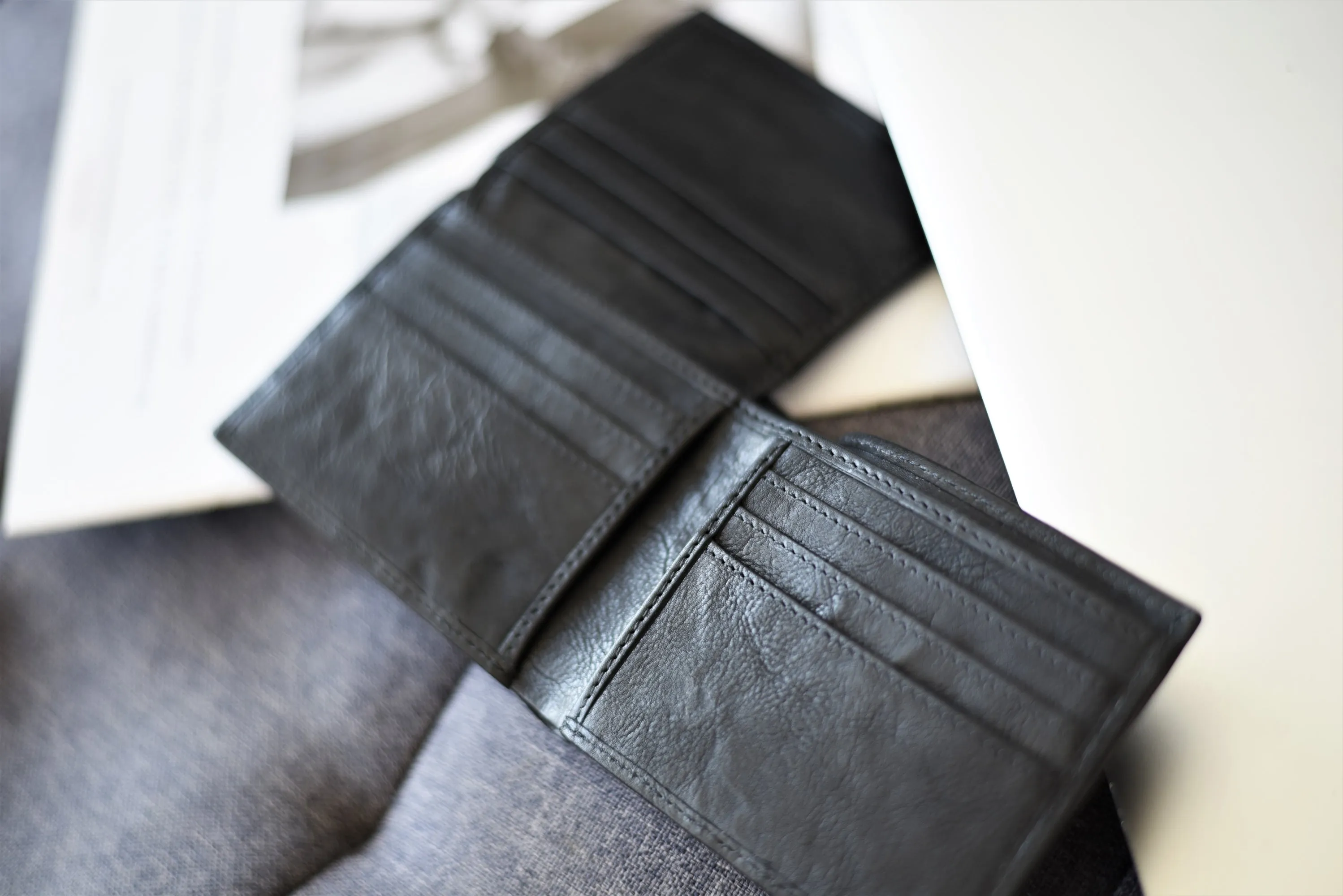 Coin/Card Wallet - Black