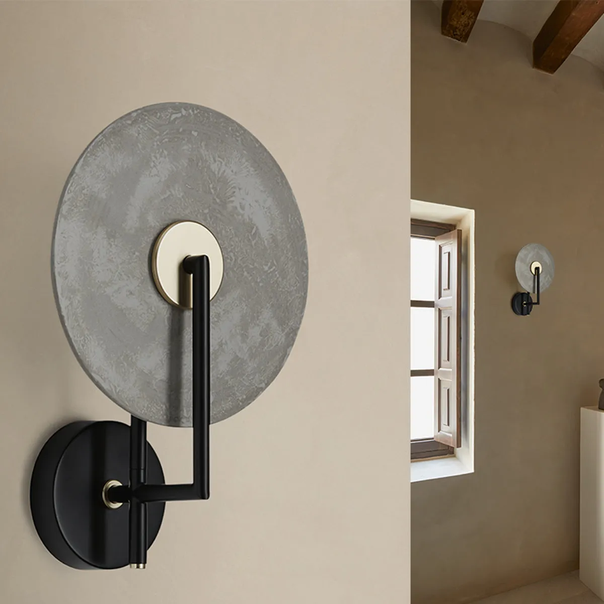 Contemporary Disc Wall Light