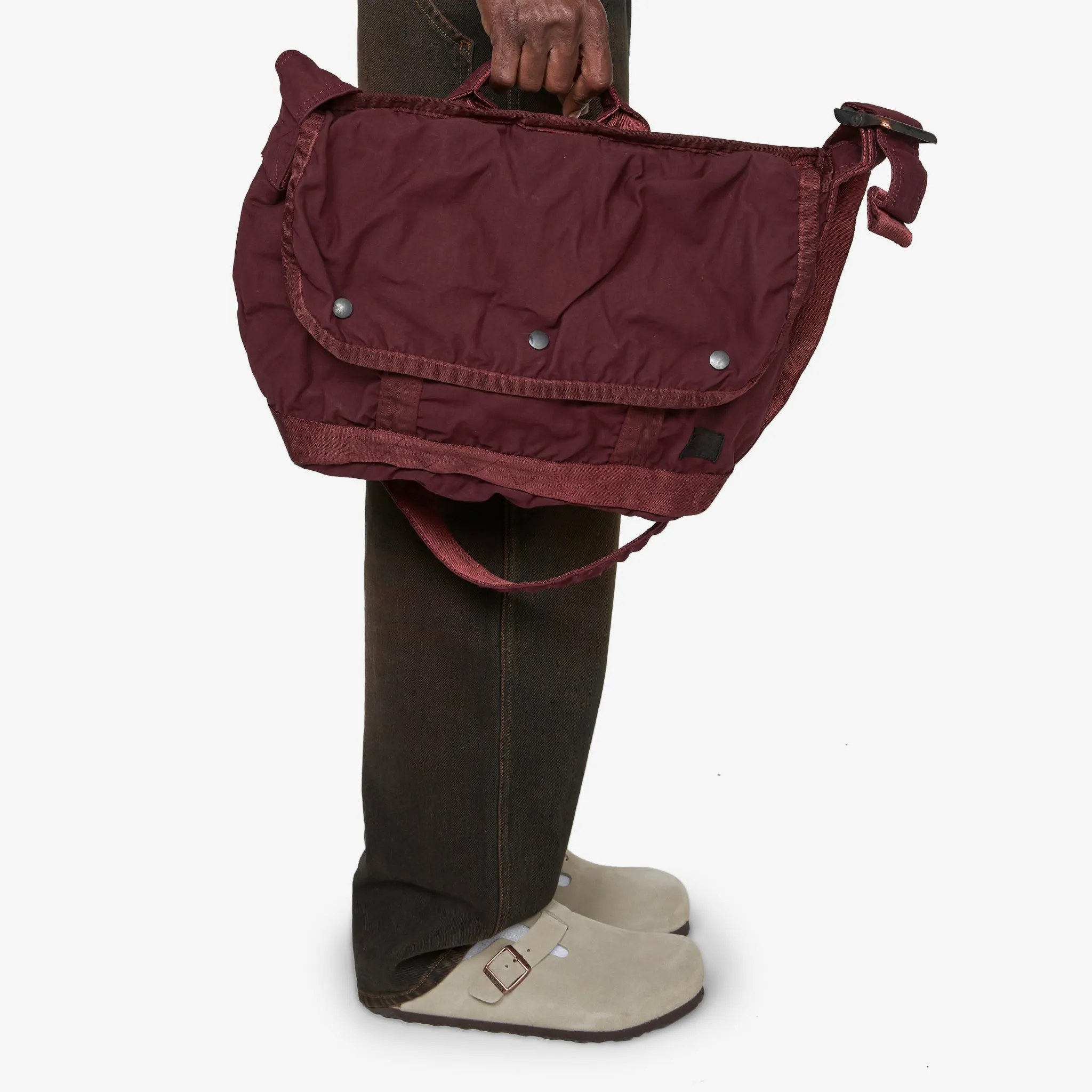 Crag Messenger Bag Burgundy (M)