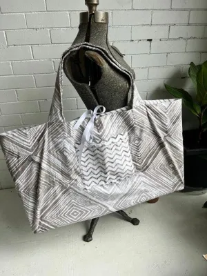 Illusion Yoga Prop Bag