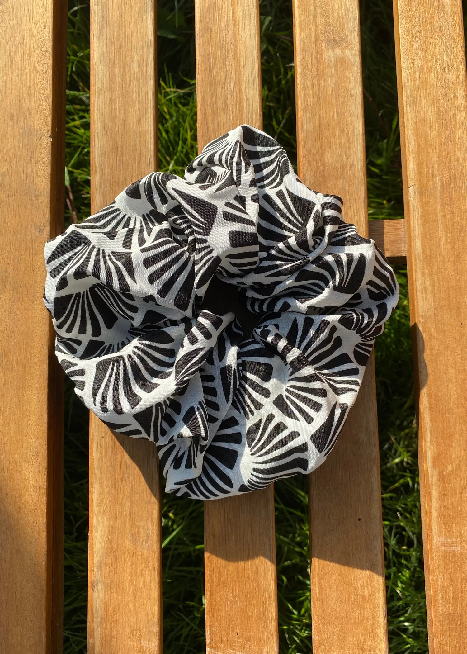 Monodeco XL Scrunchie