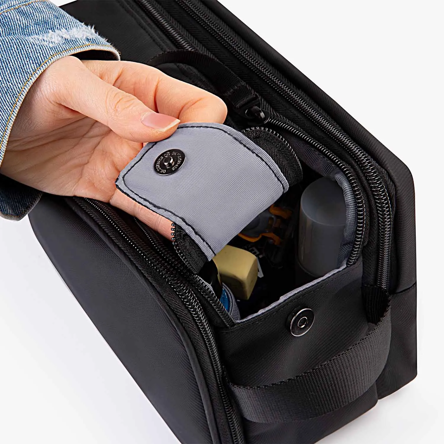 On-road Toiletry Bag