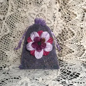 Organic Lavender & Gemstone Sachet with Aventurine