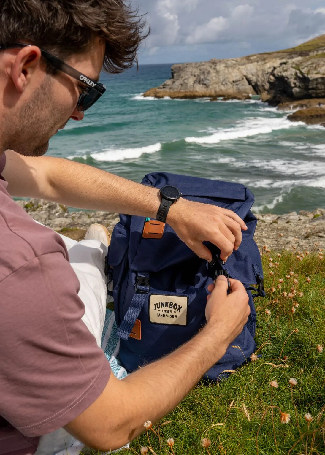 'The Explorer' Backpack in Navy